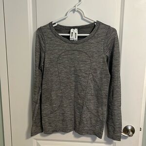 Lululemon long sleeve drifit